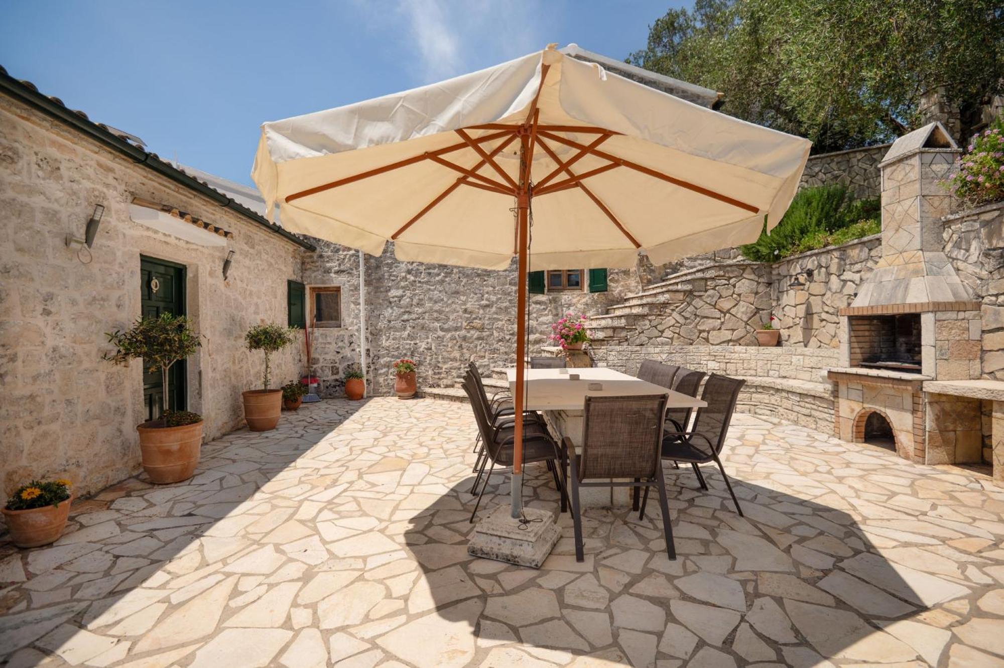 Villa Katerini Gaios Bagian luar foto